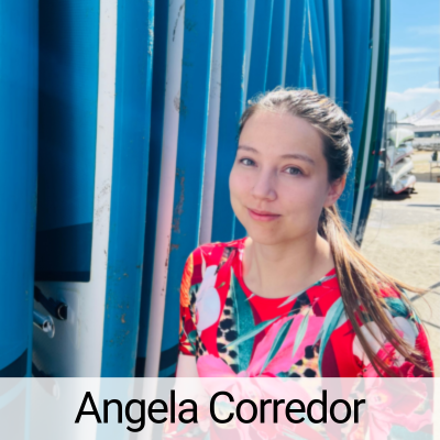 Volunteer Angela Corredor